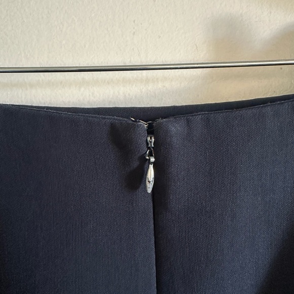 Elizabeth and James Navy Blue Avita High Waisted Skirt with Slit size 2 EUC - Picture 7 of 10
